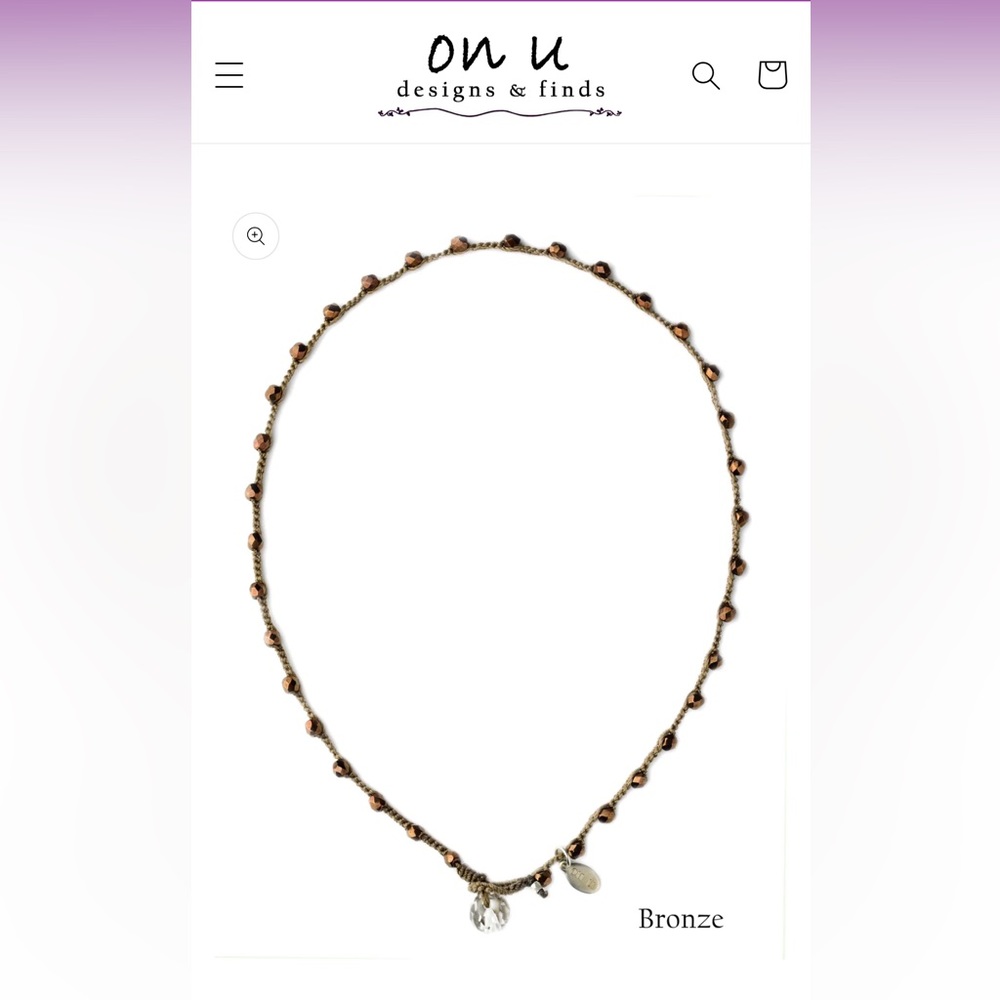 On U Necklace